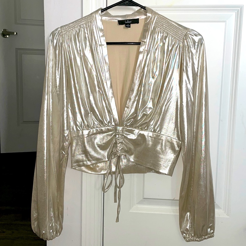 NYE shiny silver top
